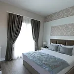 Hotel The Design *